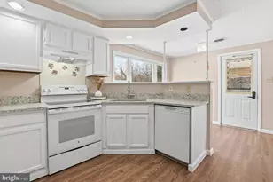 25 S Berlin Pike, Lovettsville, VA 20180 - Photo 18