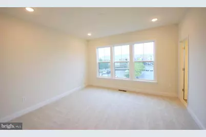 43229 Clarendon Square, Ashburn, VA 20148 - Photo 8