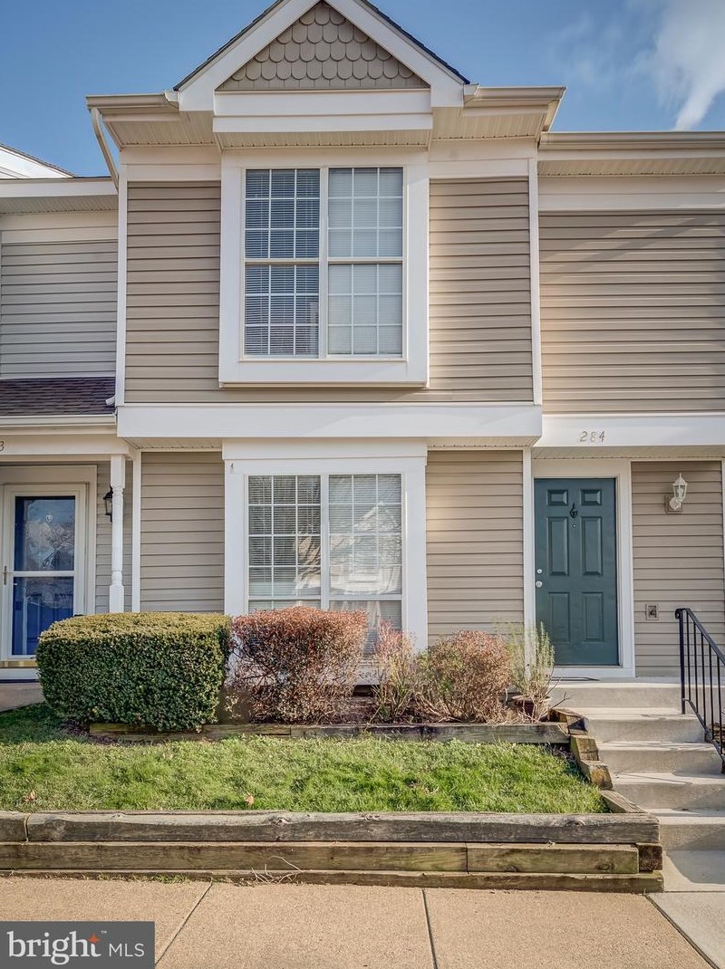 284 Sedgemoor Sq, Dulles, VA 20164-3257