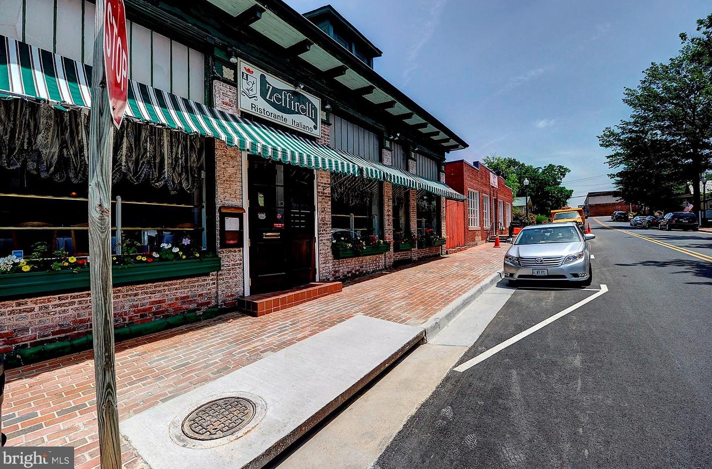 46876 Clarion Ter, Dulles VA  20164-1837 exterior