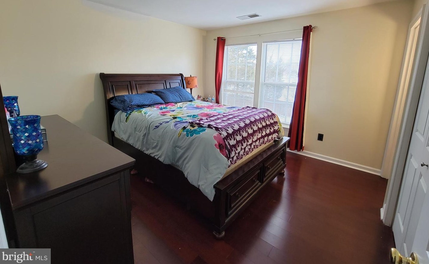 43760 Tolamac Dr, Ashburn, VA 20147-4761