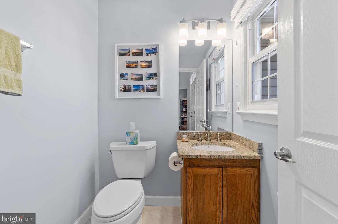 43969 Bidwell Ct, Ashburn, VA 20147-3819