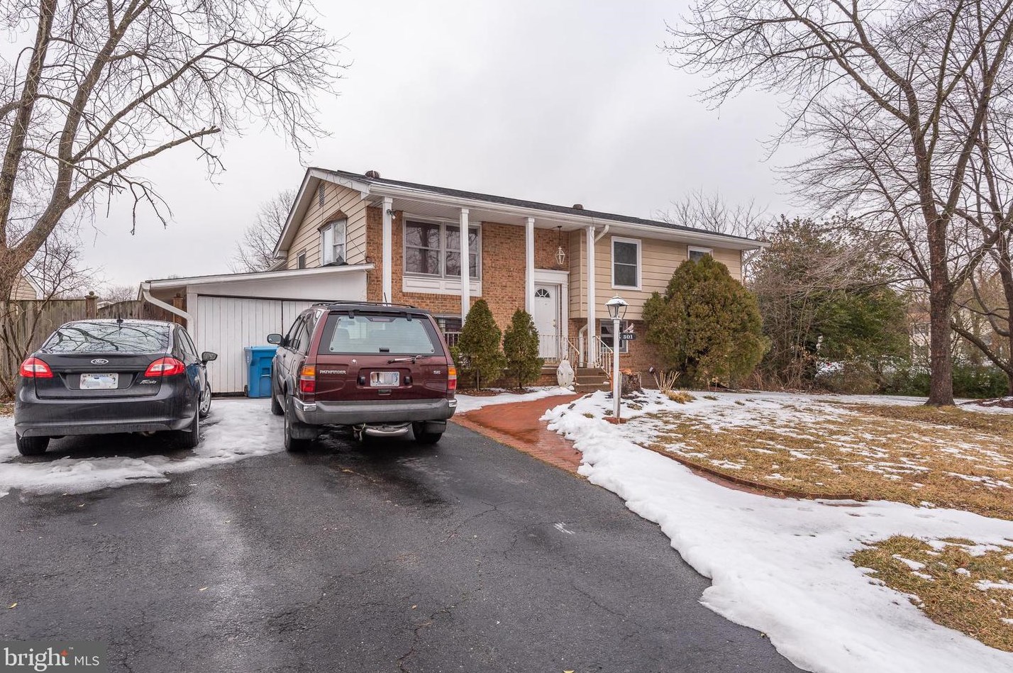501 Lee Rd, Dulles, VA 20164-2757