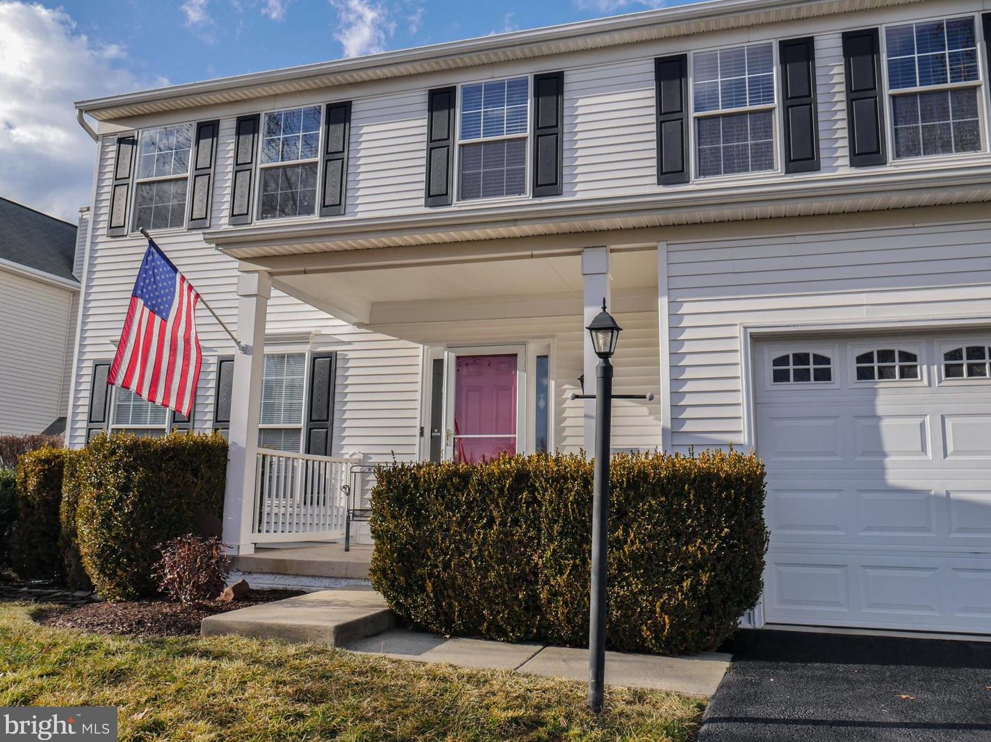 43266 Stoneyglen Ct, Ashburn, VA 20147-5118