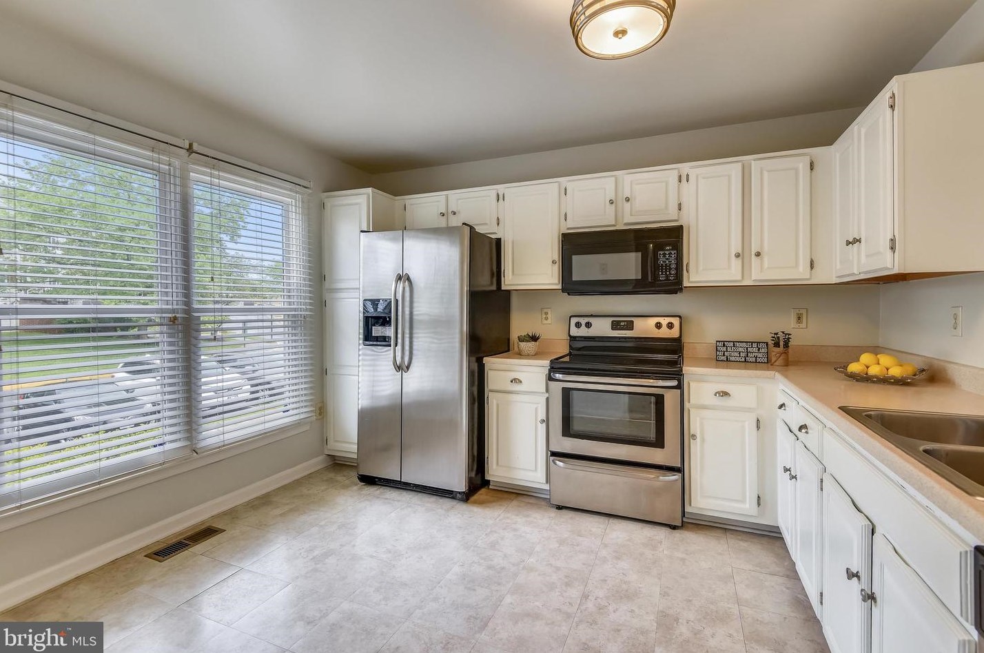 20847 Sandstone Sq, Dulles, VA 20165-7202