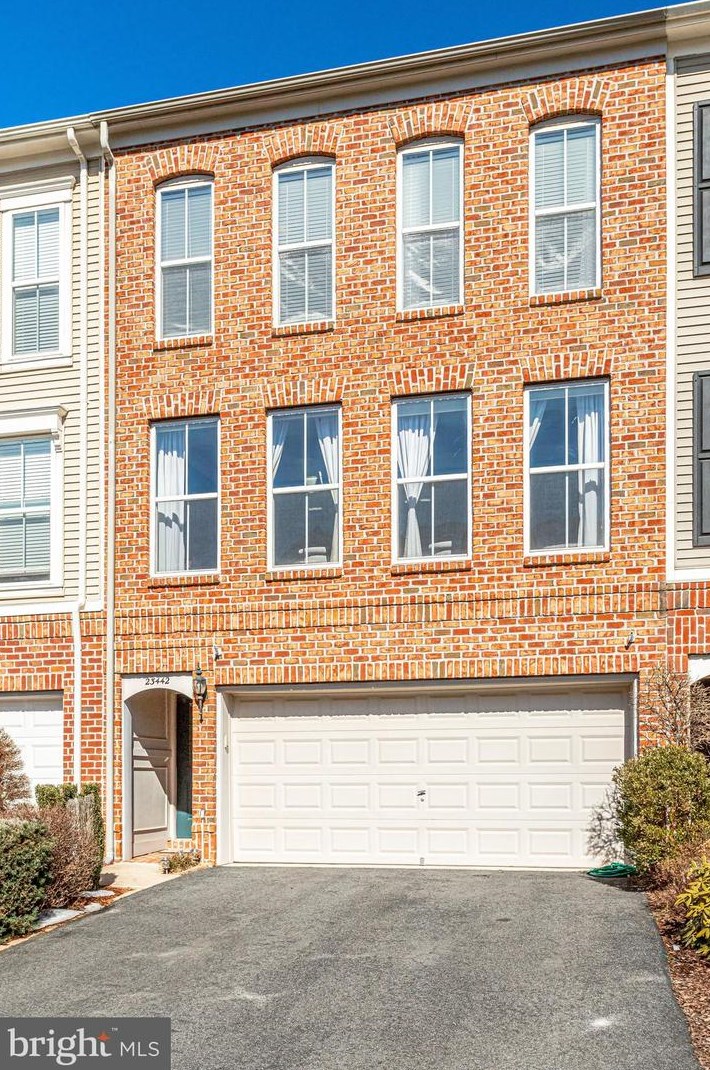 23442 Spice Bush Ter, Ashburn, VA 20148-7297