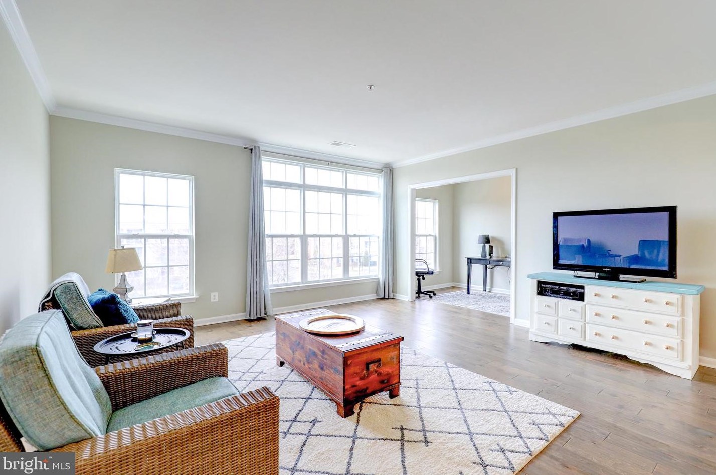 22768 Ferncrest Ter, Ashburn, VA 20148-6420