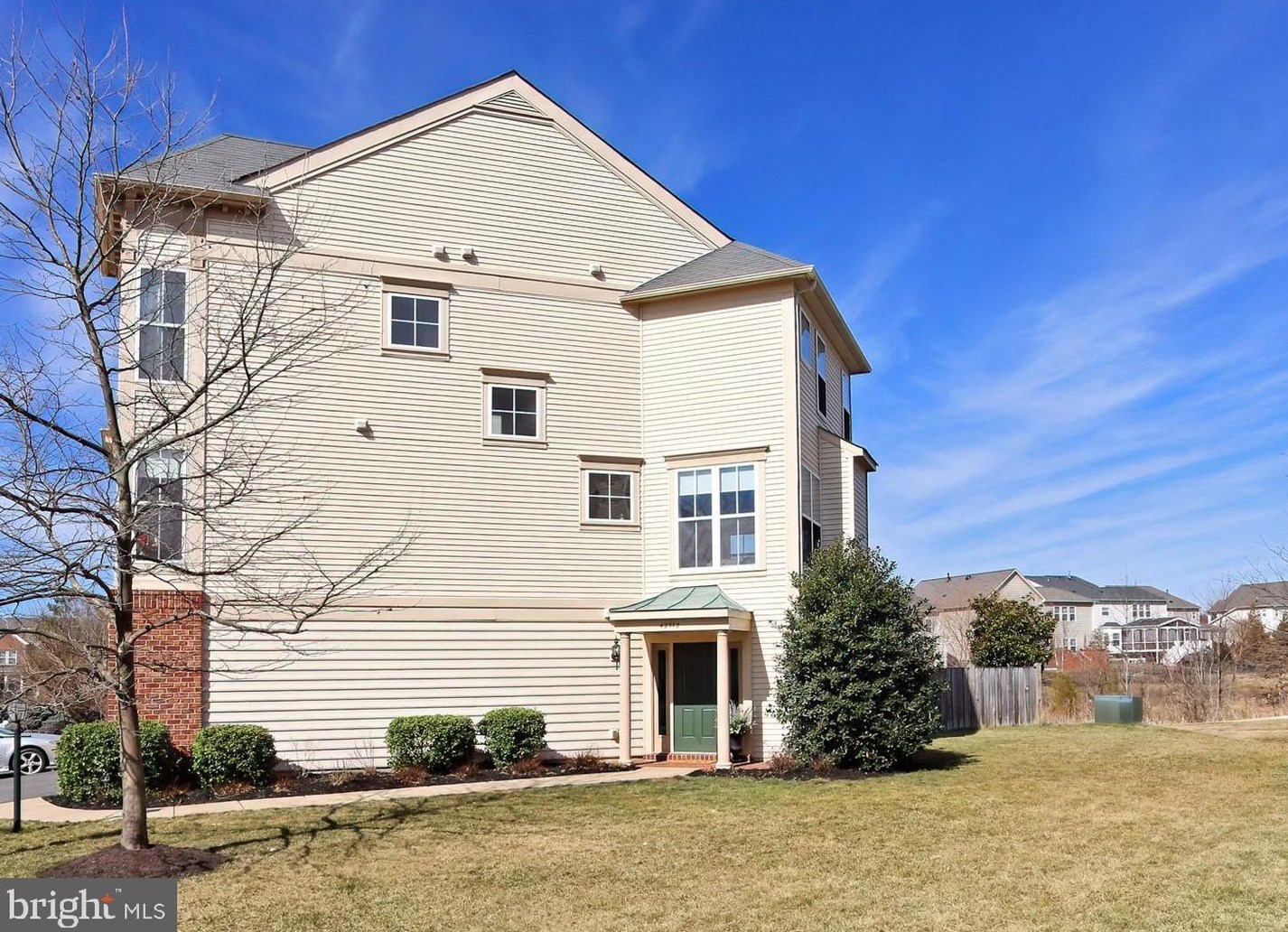 42712 Twinleaf Dr, Ashburn, VA 20148-7295
