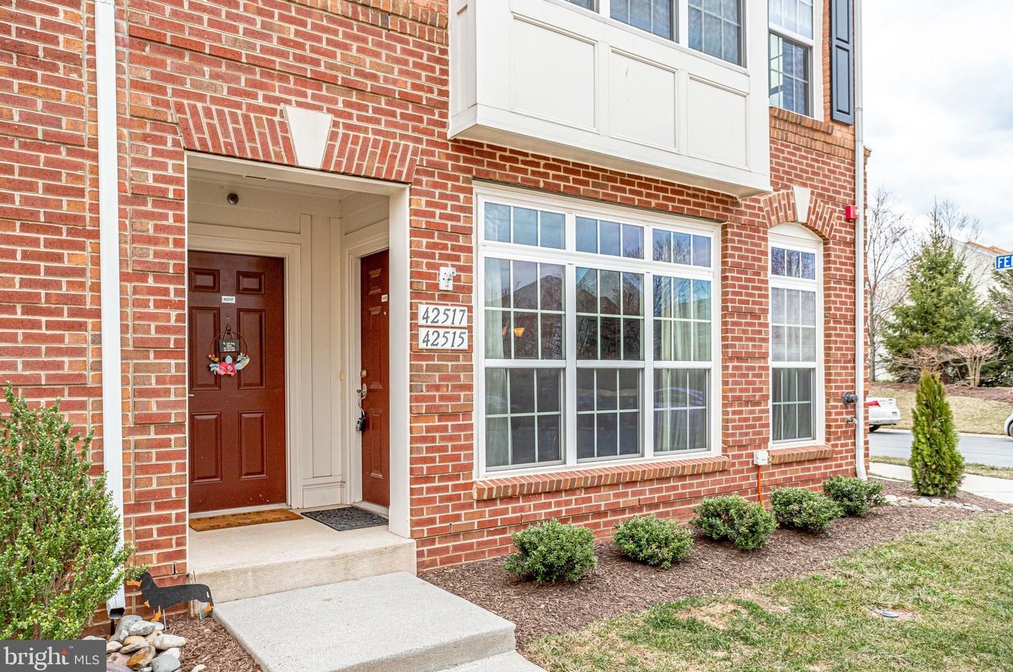42515 Highgate Ter, Ashburn, VA 20148-6424