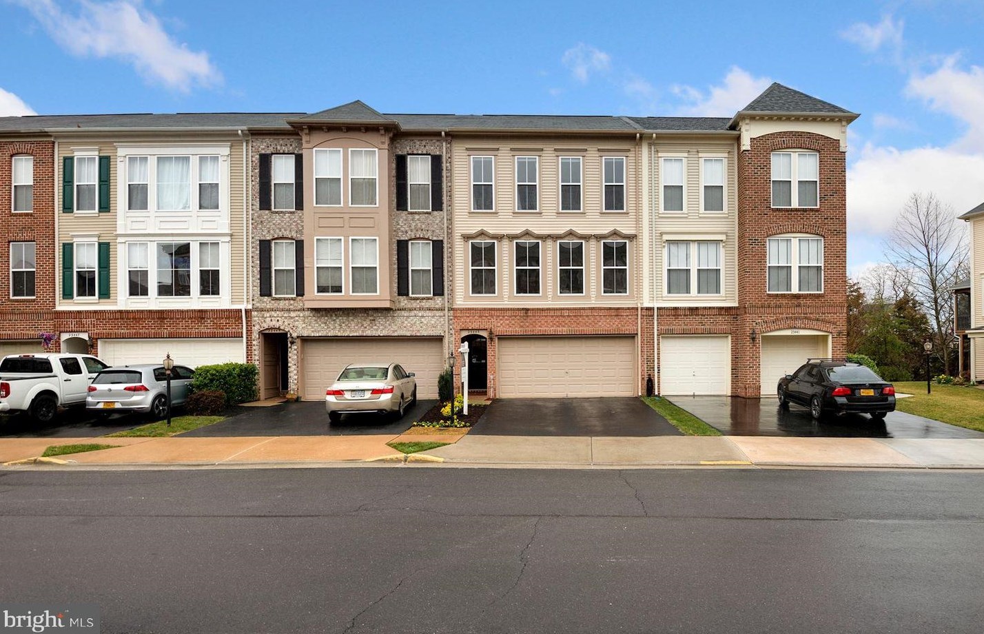 23443 Spice Bush Ter, Ashburn, VA 20148-7298
