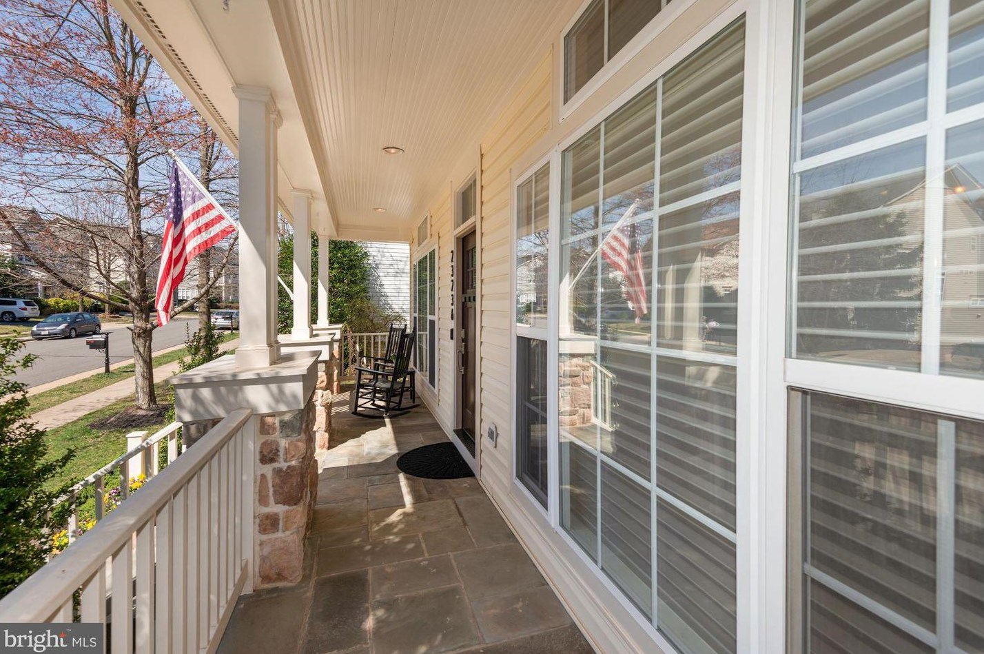 23236 Hales Trace Dr, Ashburn, VA 20148-7281
