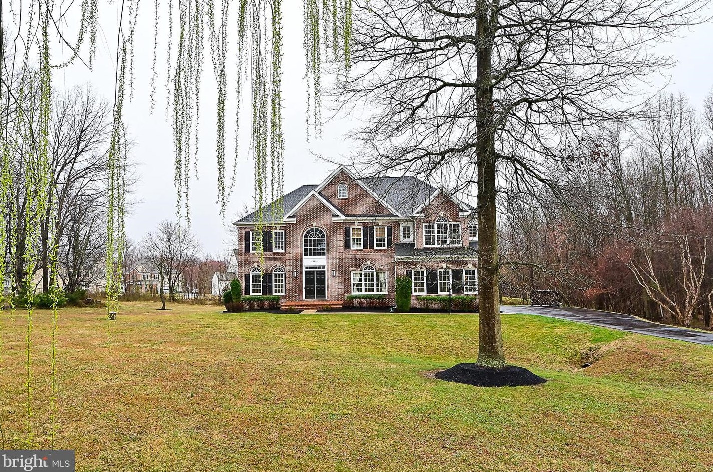 40601 Sousa Pl, Stone Ridge, VA 20105-2395