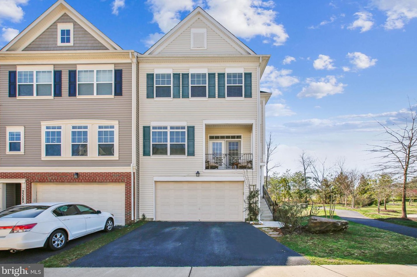 25284 Demilton Ter, Fairfax, VA 20152-4173