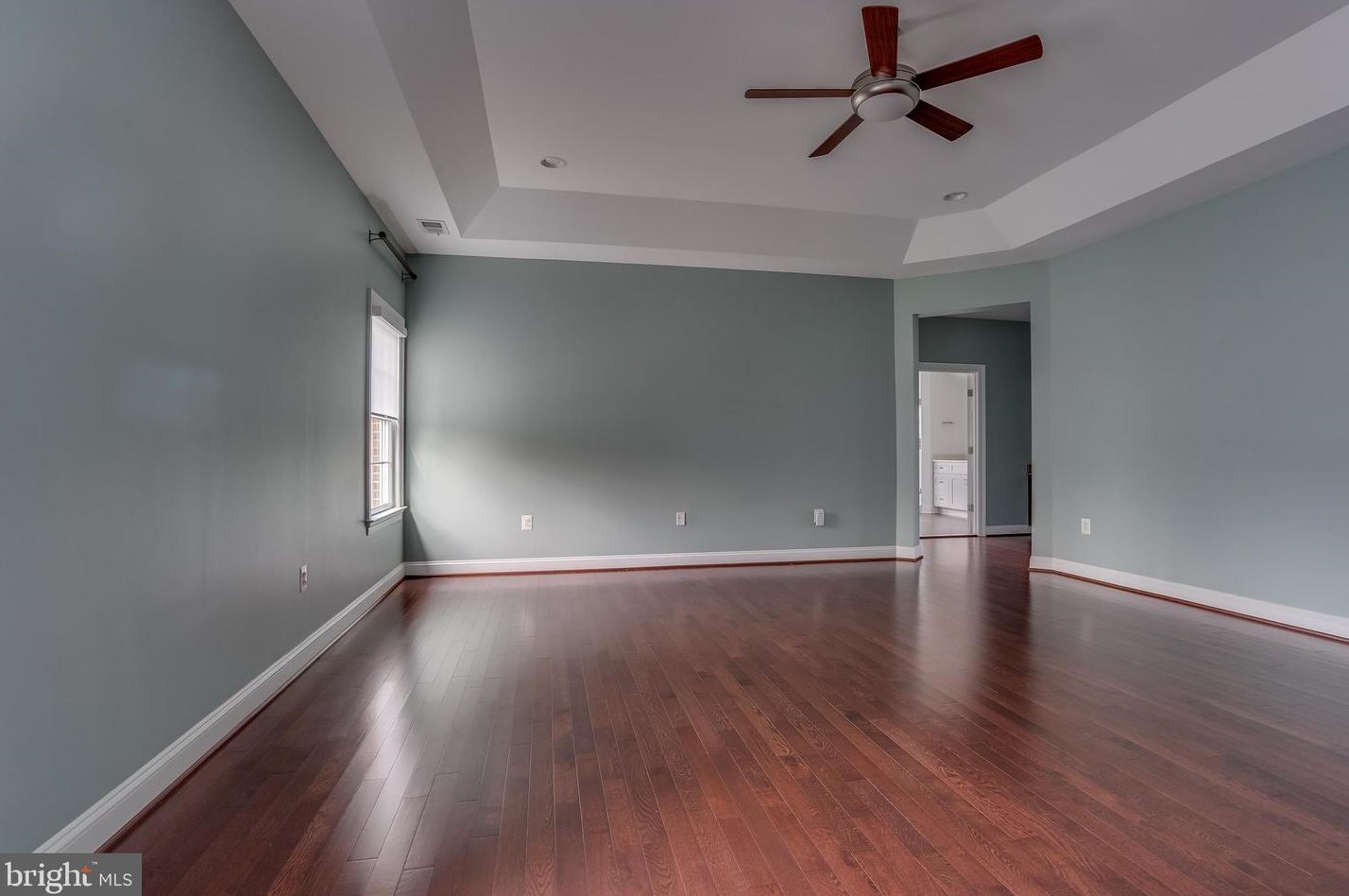 22441 Beaverdam Dr, Ashburn VA  20148-7333 exterior