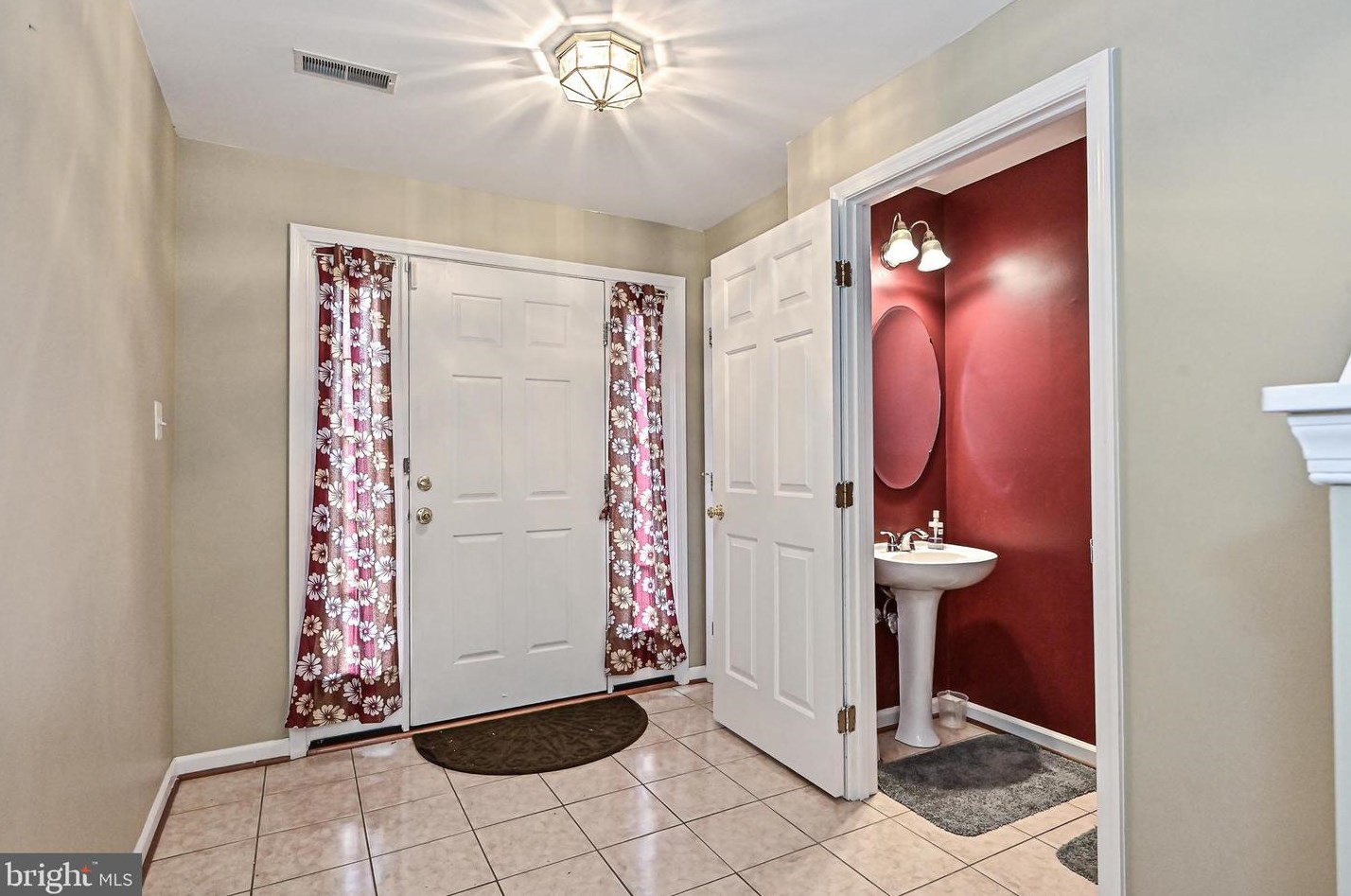 43033 Demerrit St, Fairfax, VA 20152-4438