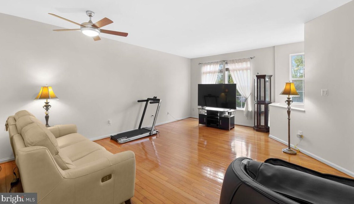 21368 Shady Wood Ter, Ashburn, VA 20148-4049