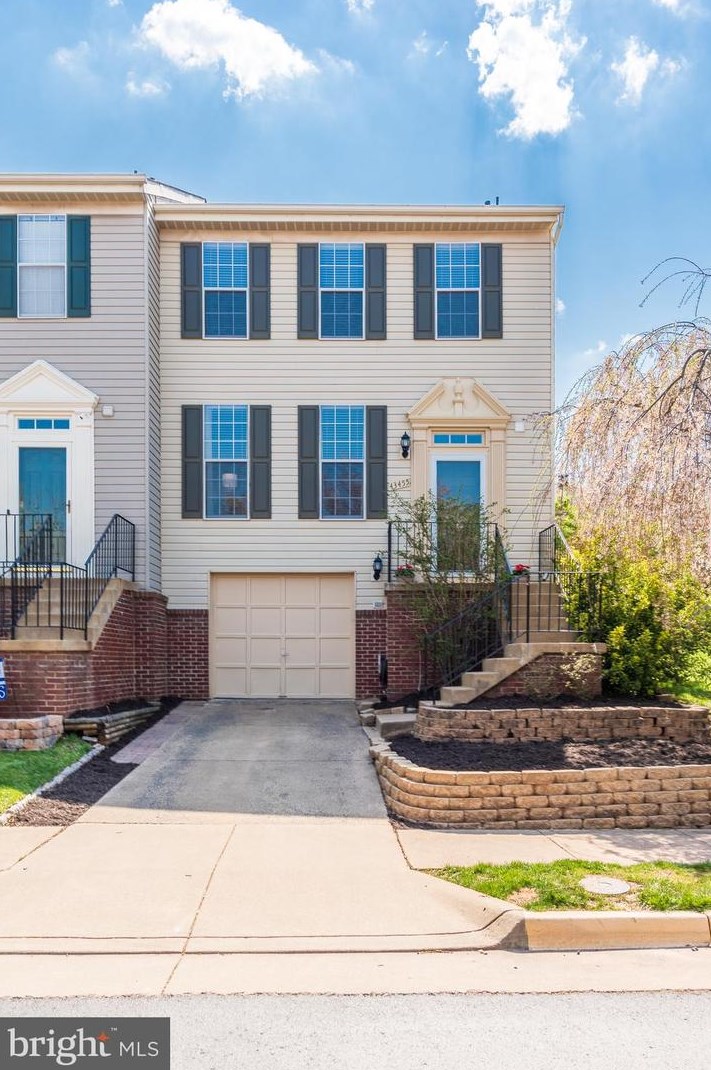 43455 Postrail Sq, Ashburn, VA 20147-4632