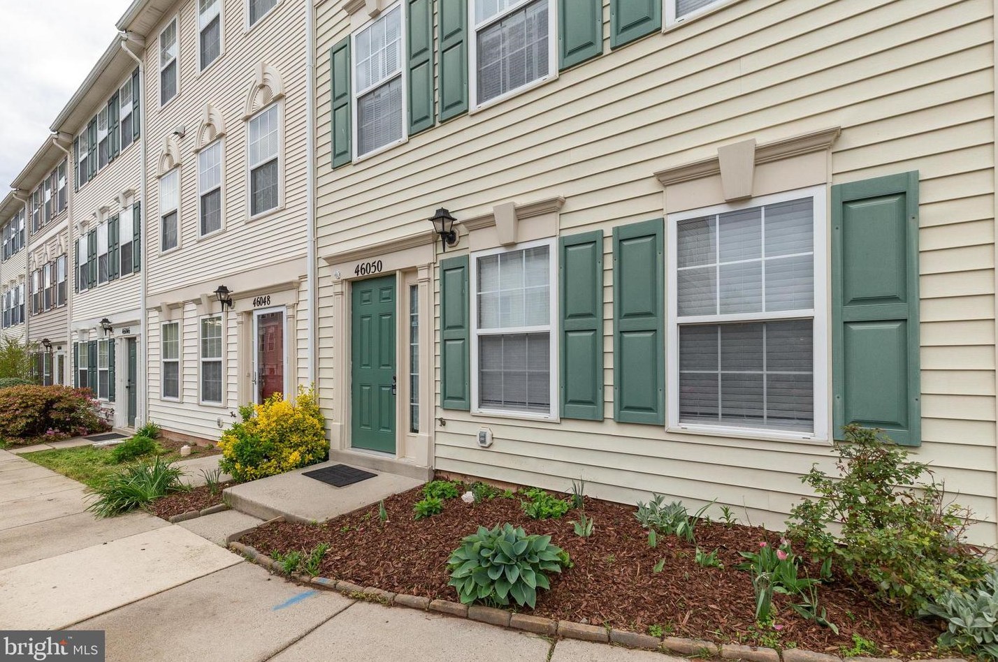 46050 Marble Ter, Dulles, VA 20166-9422
