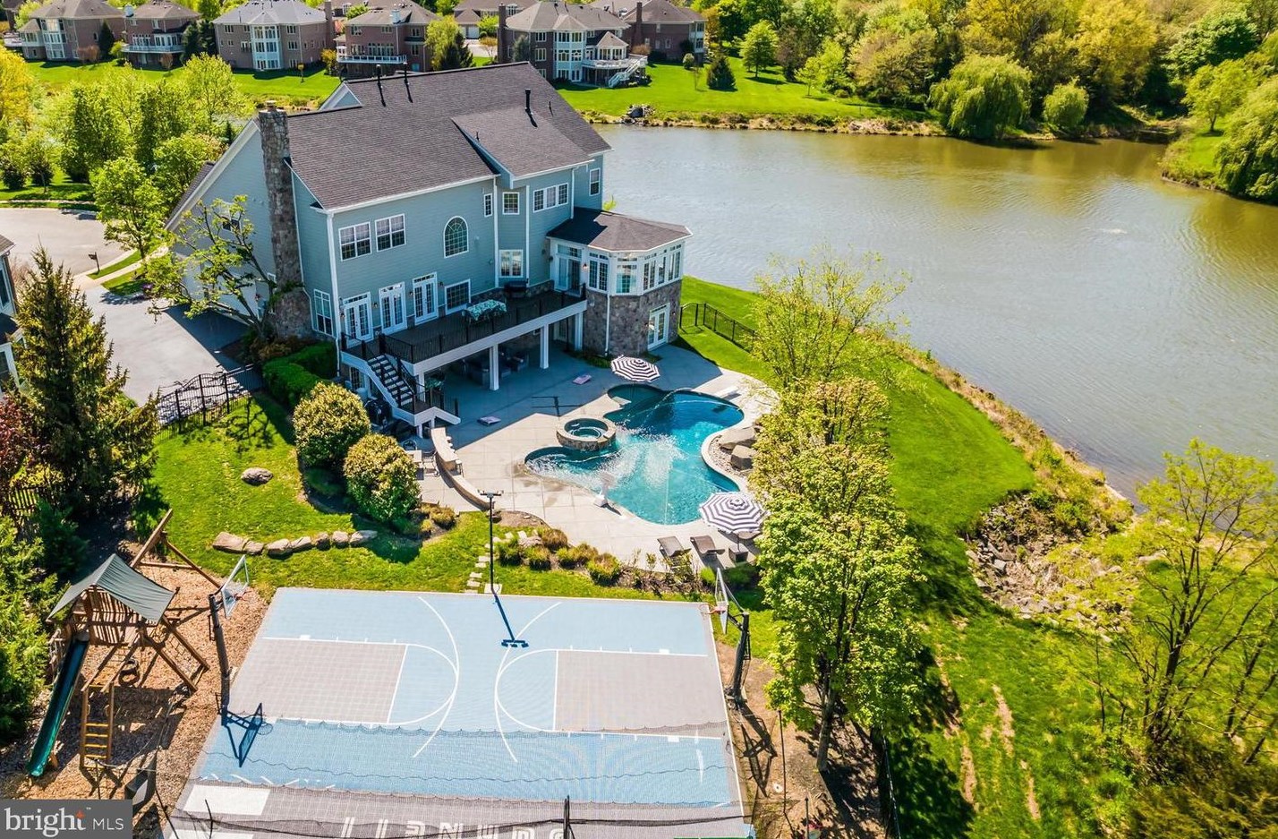 23068 Charmay Pond Pl, Ashburn, VA 20148-7243