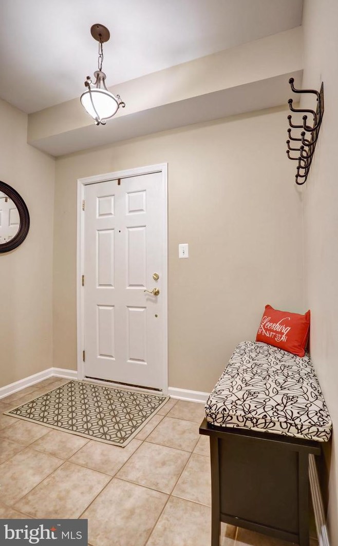 43647 Mcdowell Sq, Leesburg, VA 20176