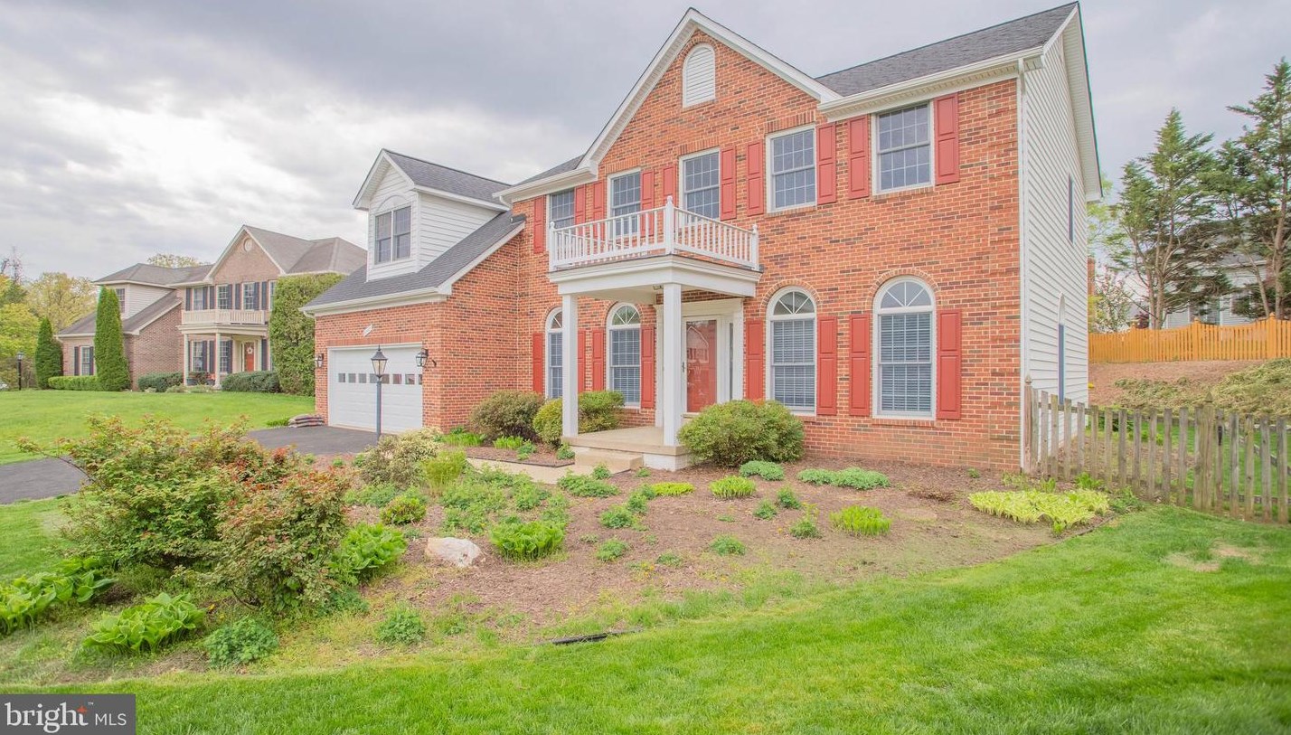43489 Whetstone Ct, Ashburn, VA 20147-5304