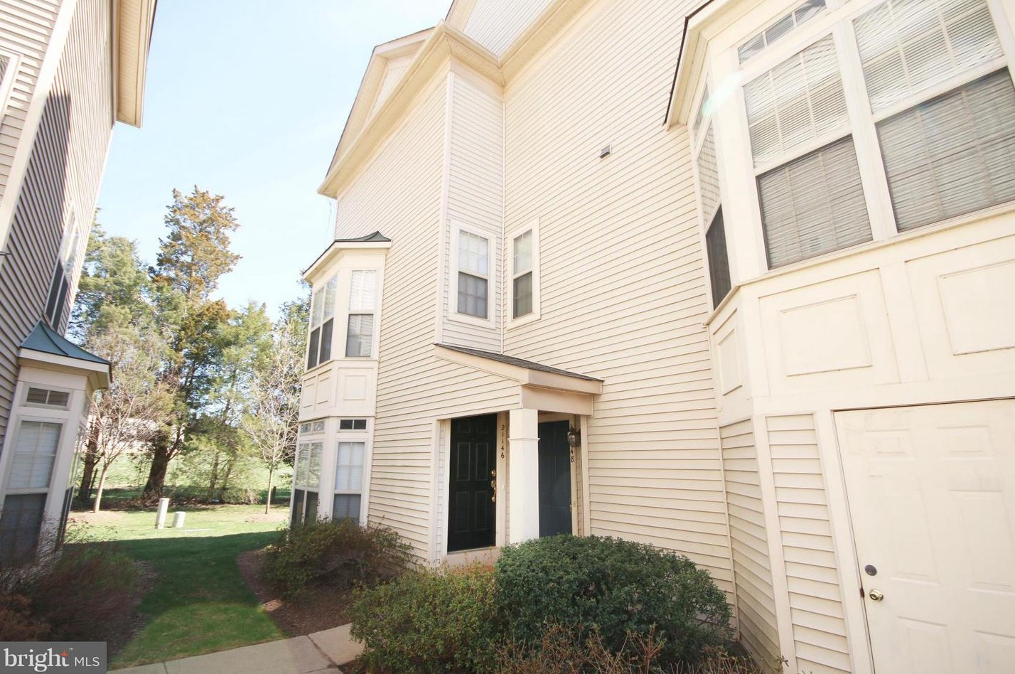 21146 Domain Ter, Dulles, VA 20165
