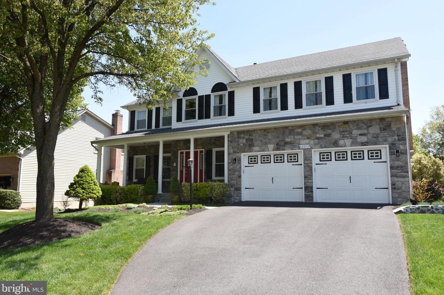 42975 Farmingdale Dr, Ashburn, VA 20147-4486