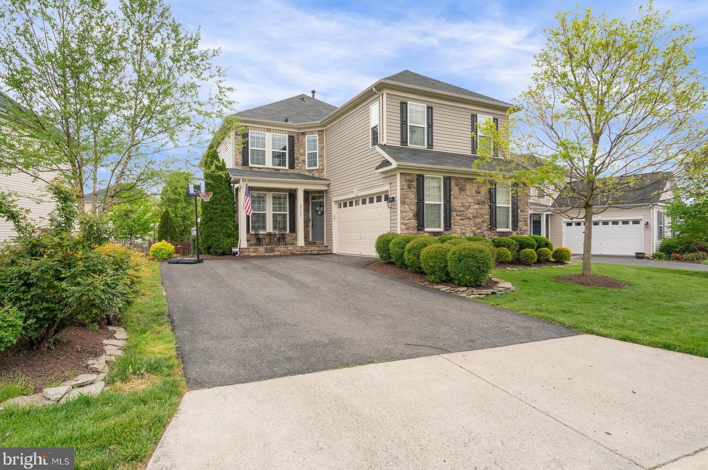 25020 Owl Creek Dr, Stone Ridge, VA 20105-5617