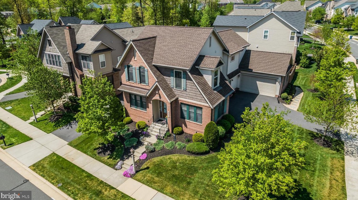 23279 April Mist Pl, Ashburn, VA 20148-5721