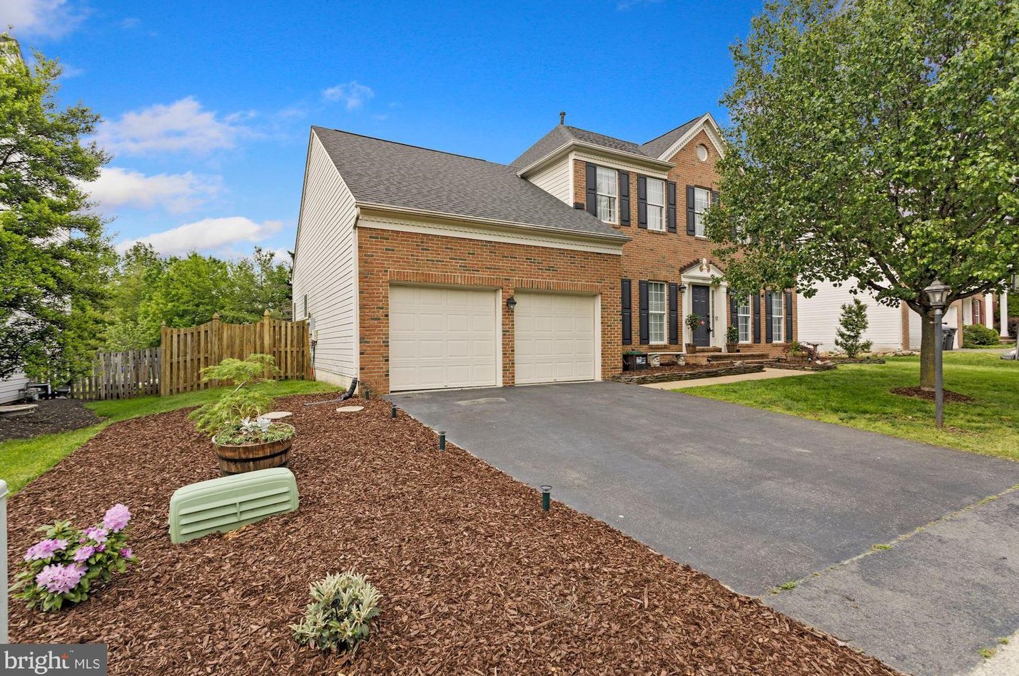 19919 Alexandras Grove Dr, Ashburn, VA 20147-3112