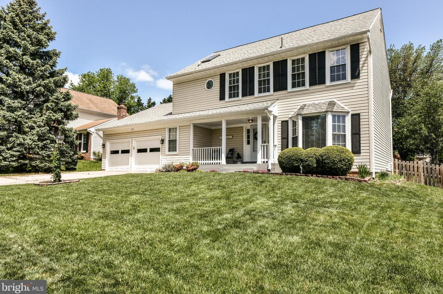 178 Heather Glen Rd, Dulles, VA 20165-5822
