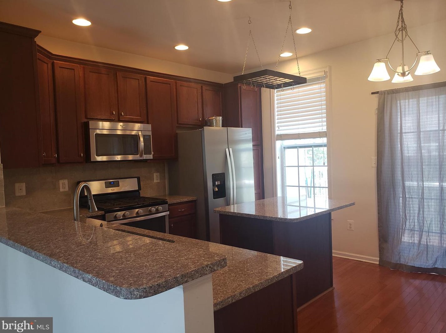 43158 Whelplehill Ter, Ashburn VA  20148-7067 exterior