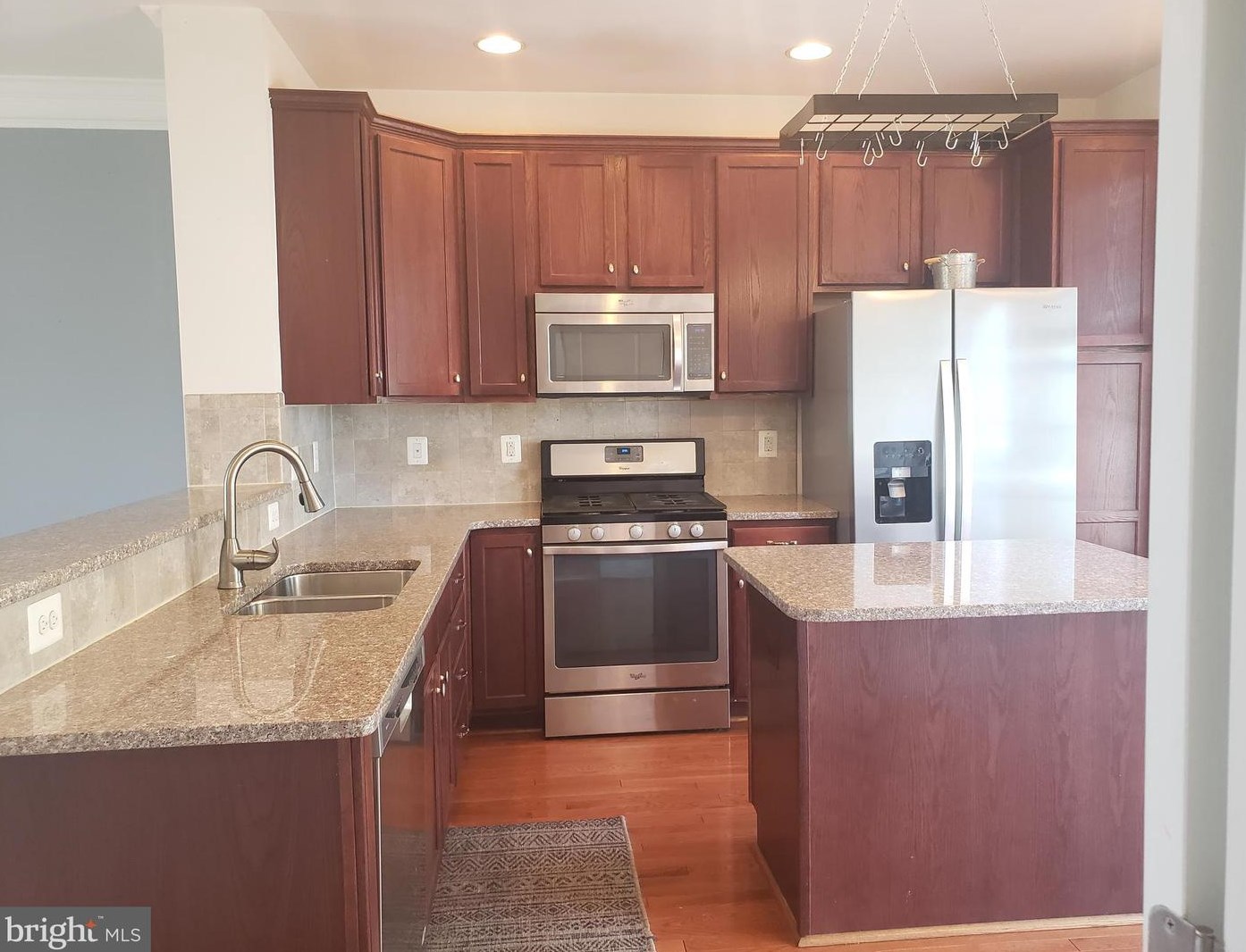 43158 Whelplehill Ter, Ashburn VA  20148-7067 exterior