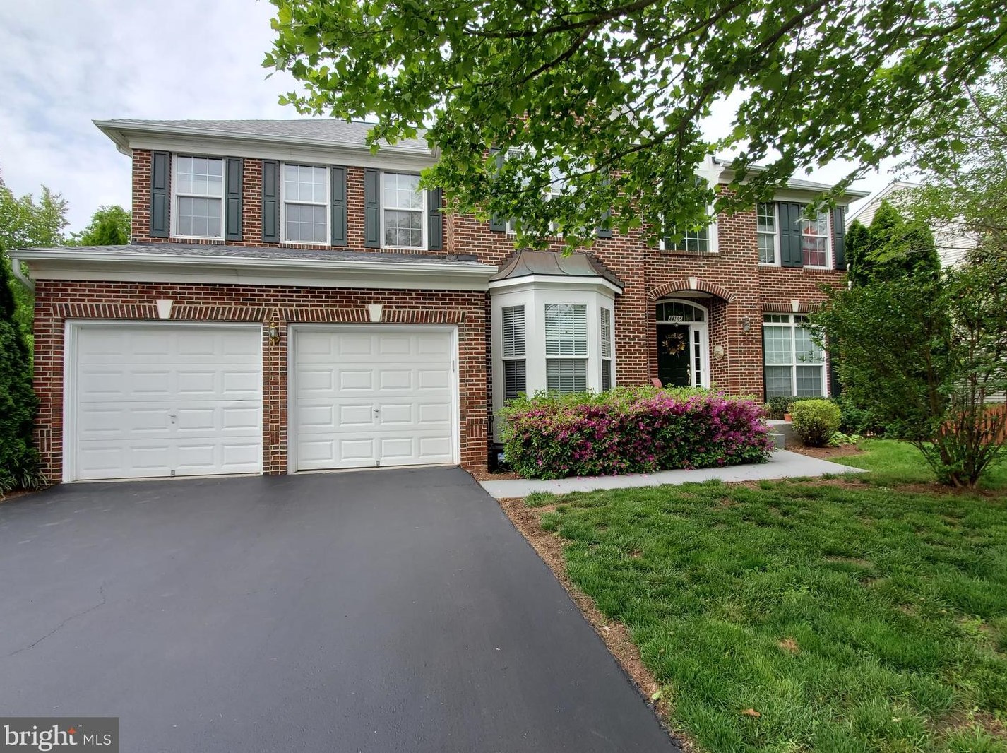 44185 Navajo Dr, Ashburn, VA 20147-3387