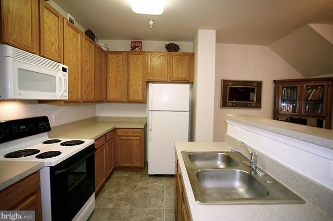 42257 Black Rock Terrace #911, Stone Ridge, VA 20105