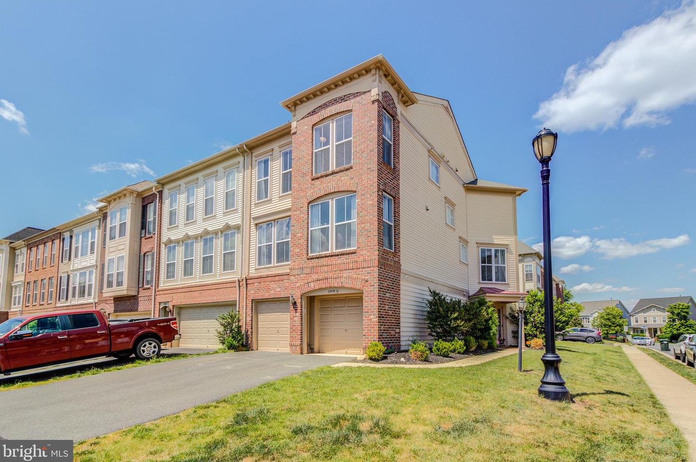 23450 Spice Bush Ter, Ashburn, VA 20148-7297