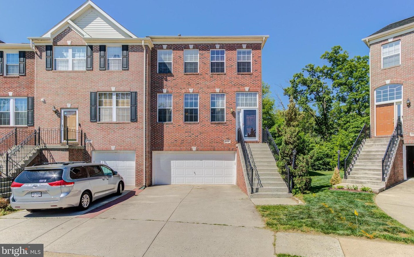 43097 Forest Edge Sq, Ashburn, VA 20148-4044