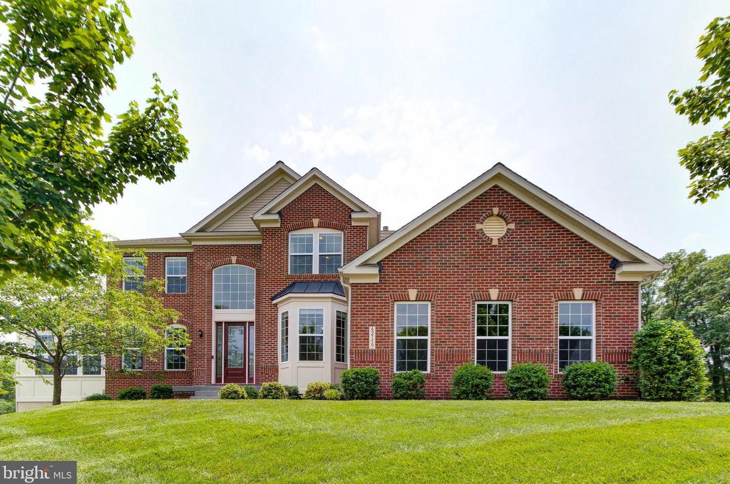 42159 Cameron Parish Dr, Ashburn, VA 20148-1745