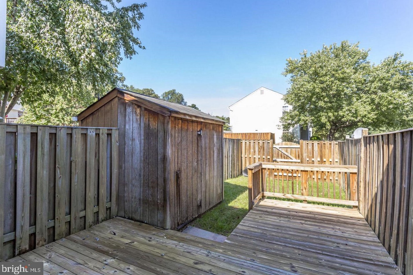 16 Huntley Ct, Dulles, VA 20165-5772
