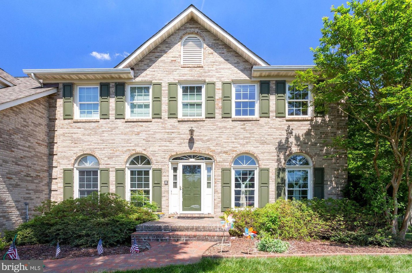 20780 Snowpine Pl, Ashburn, VA 20147-4439