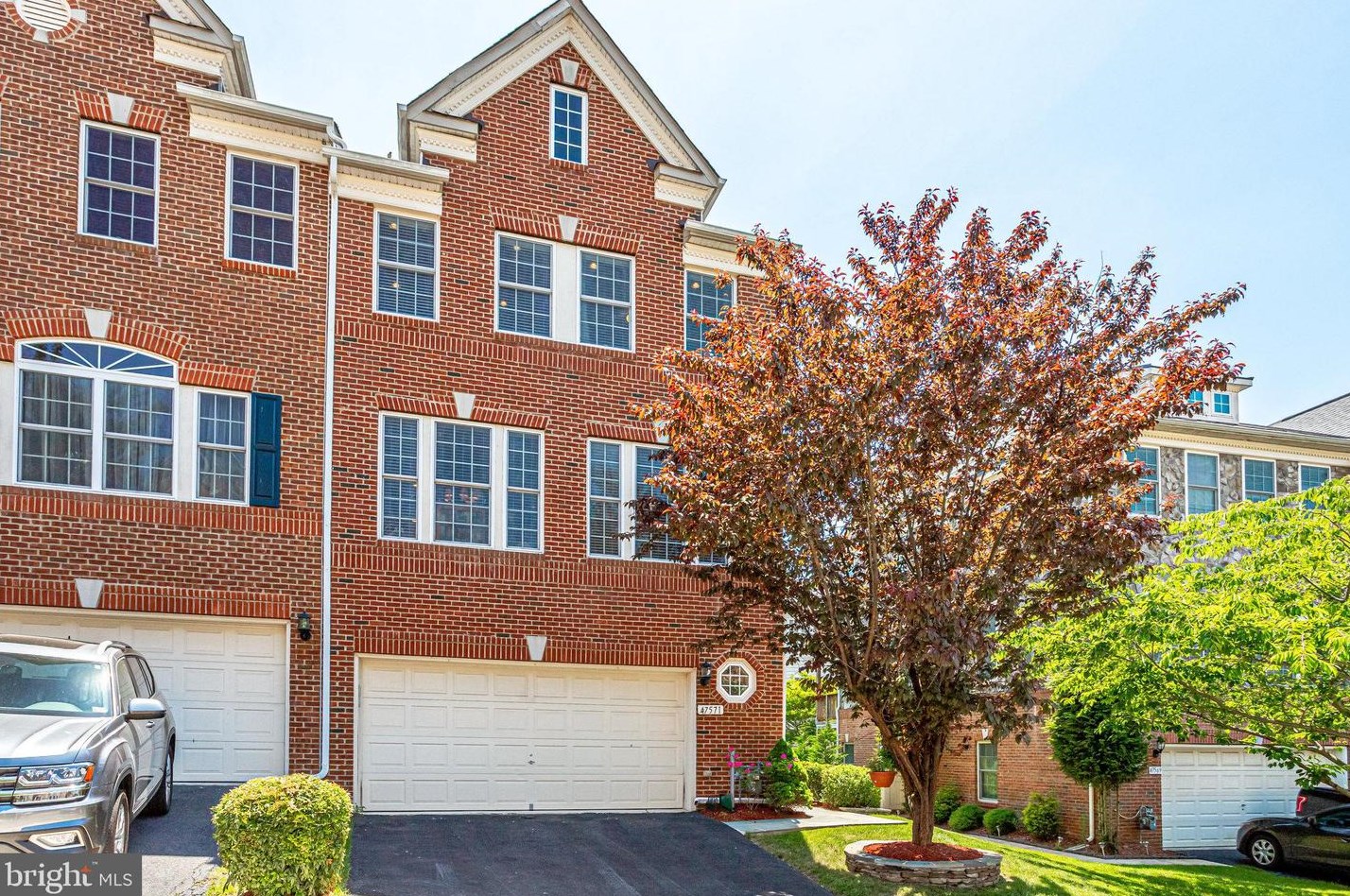 47571 Royal Burnham Ter, Dulles VA  20165-5188 exterior