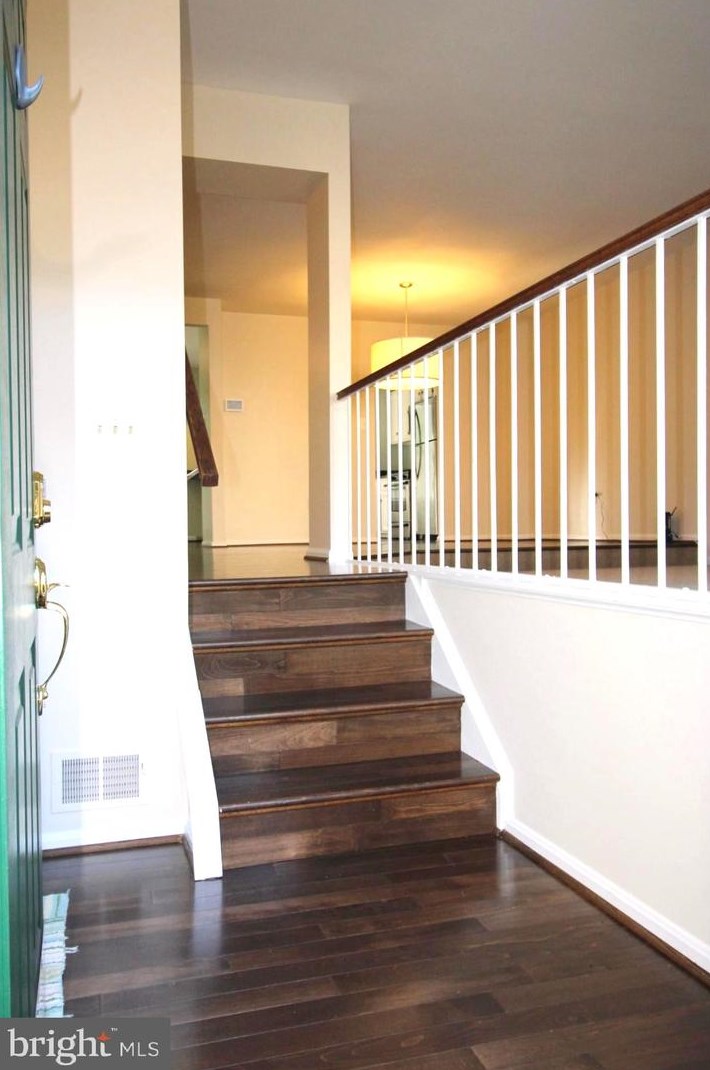 44090 Gala Cir, Ashburn, VA 20147