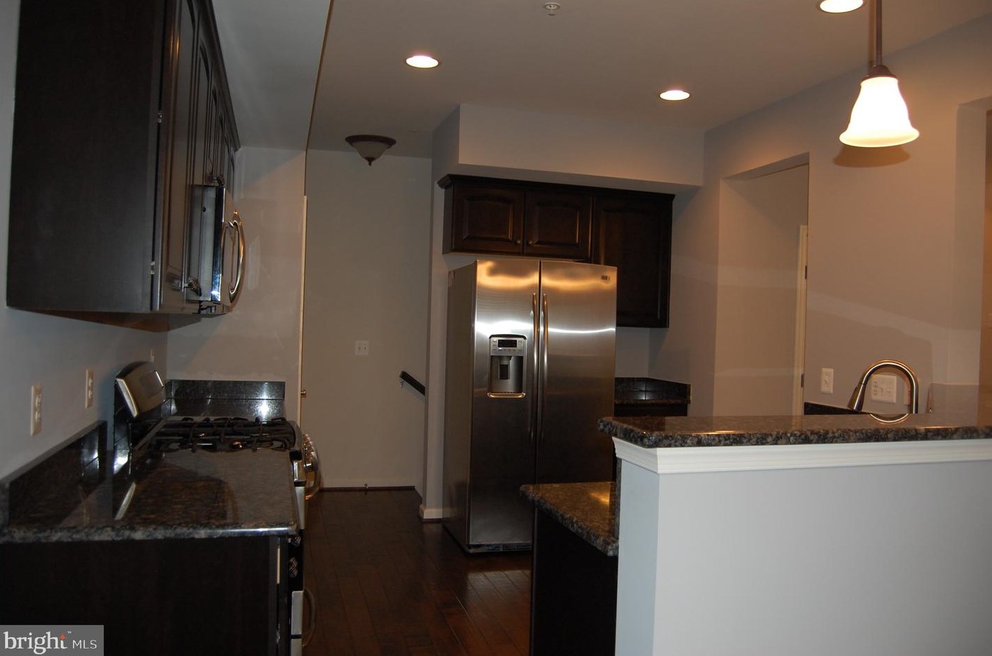 21716 Indian Summer Ter, Dulles VA  20166-9007 exterior