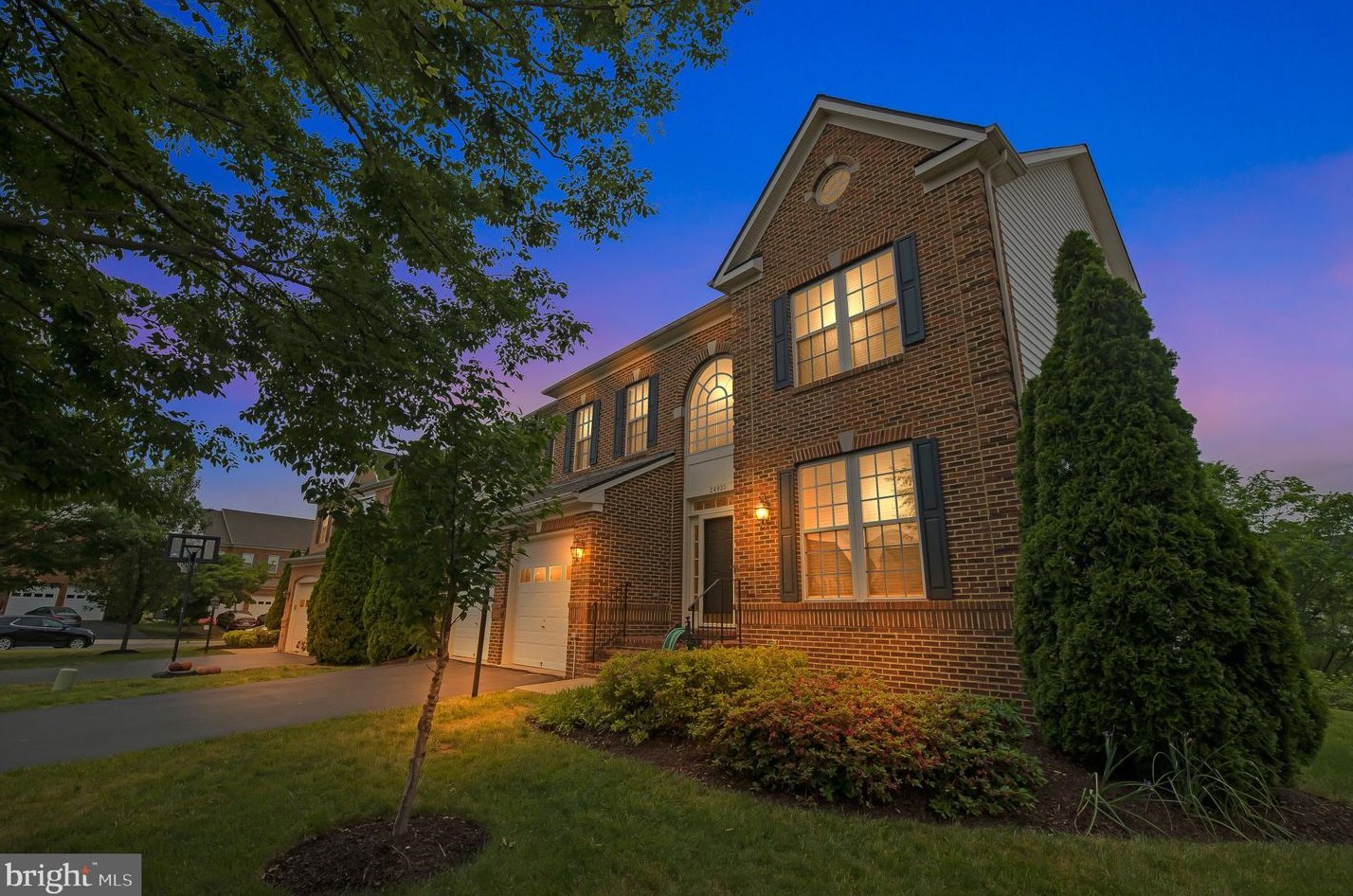 24935 Calcite Pl, Stone Ridge, VA 20105-2929