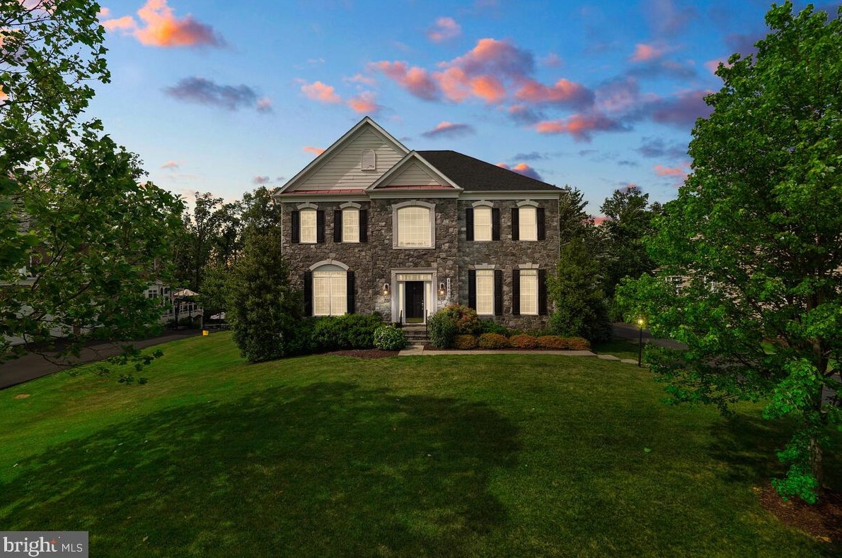 42662 Trappe Rock Ct, Ashburn, VA 20148-4104