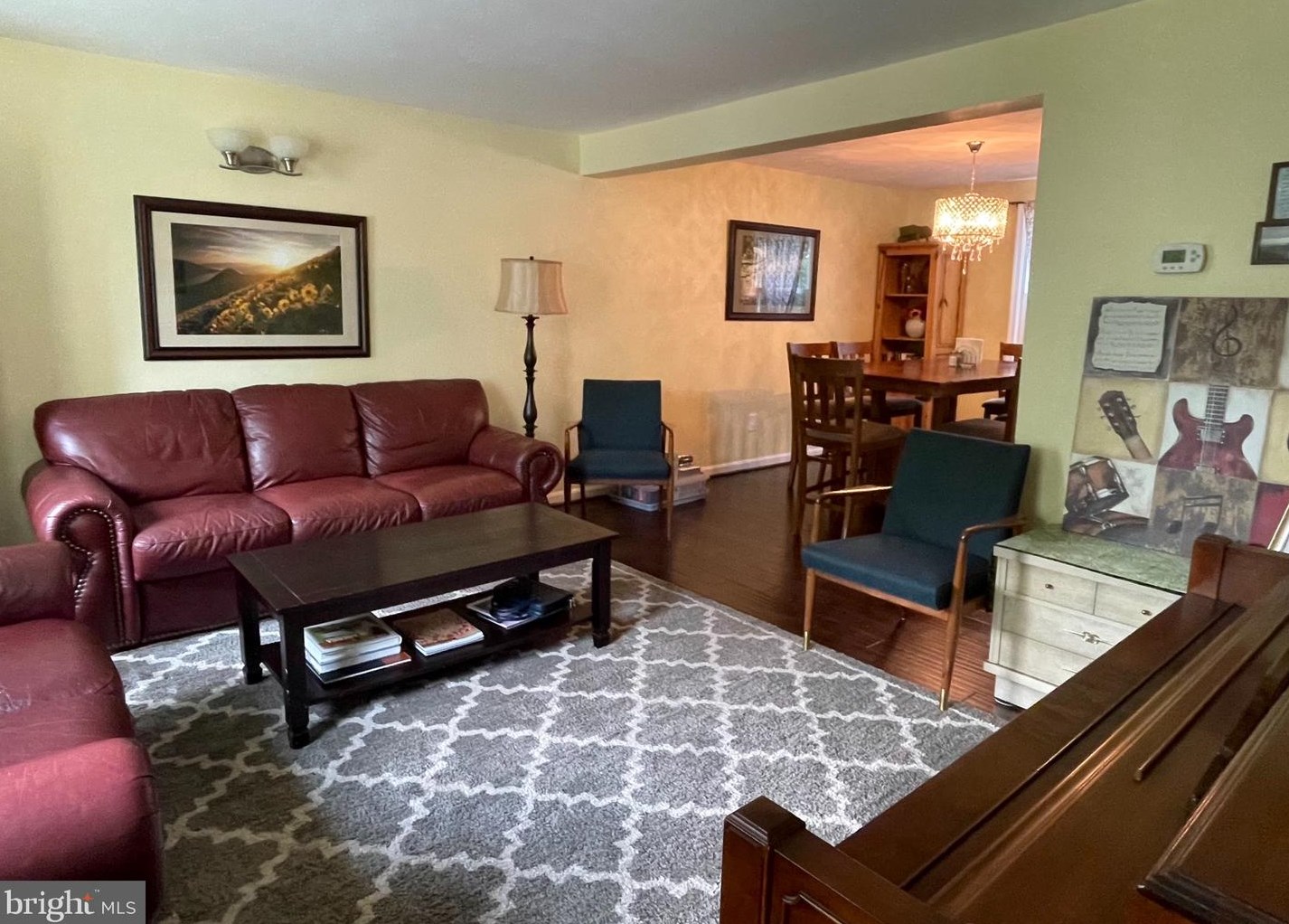 202 Trail Ct, Dulles VA  20164-5520 exterior
