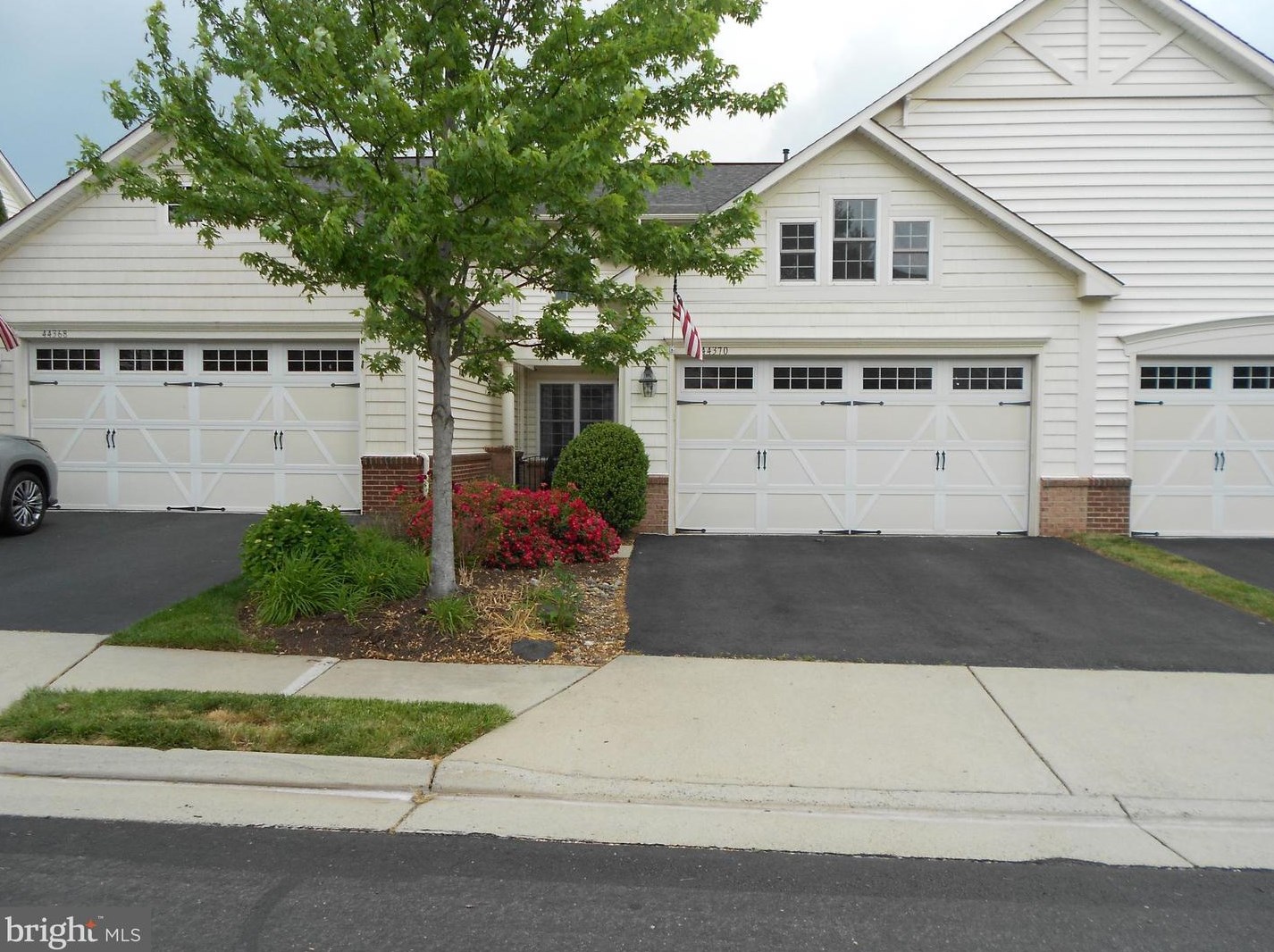 44370 Sunset Maple Dr, Ashburn, VA 20147-3890