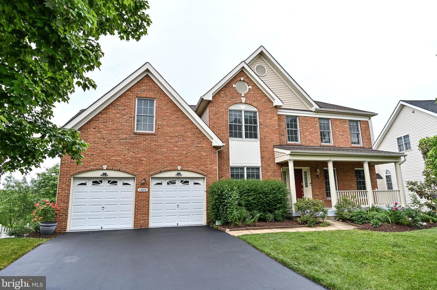 43878 Camellia St, Ashburn, VA 20147-5656