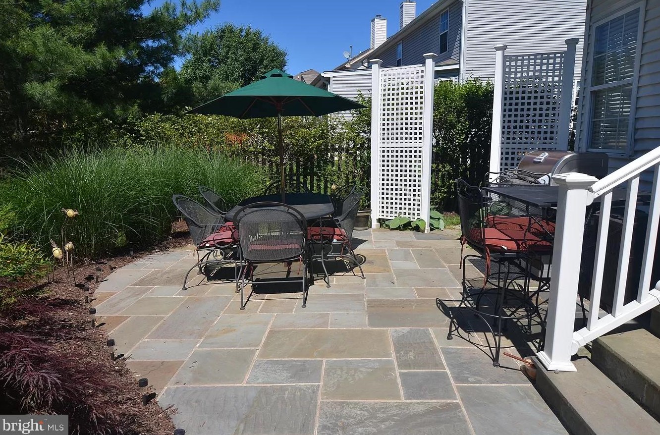 47350 Westwood Pl, Dulles, VA 20165-2411