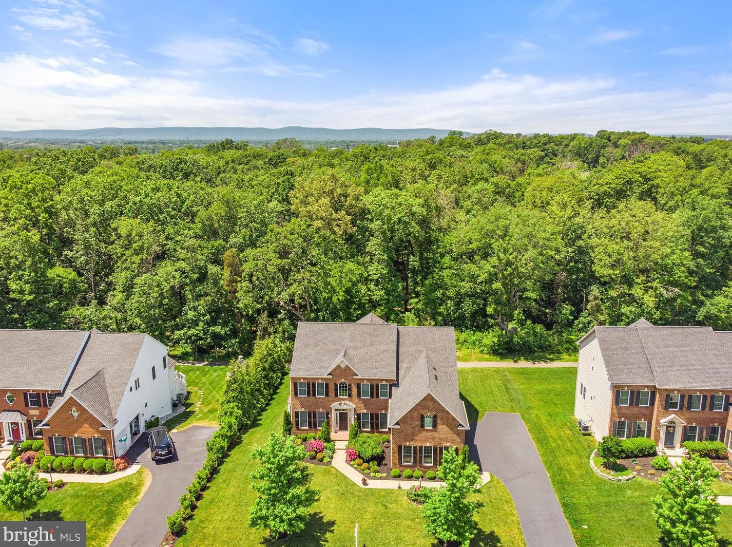 42395 Fawn Meadow Pl, Fairfax, VA 20152-4186